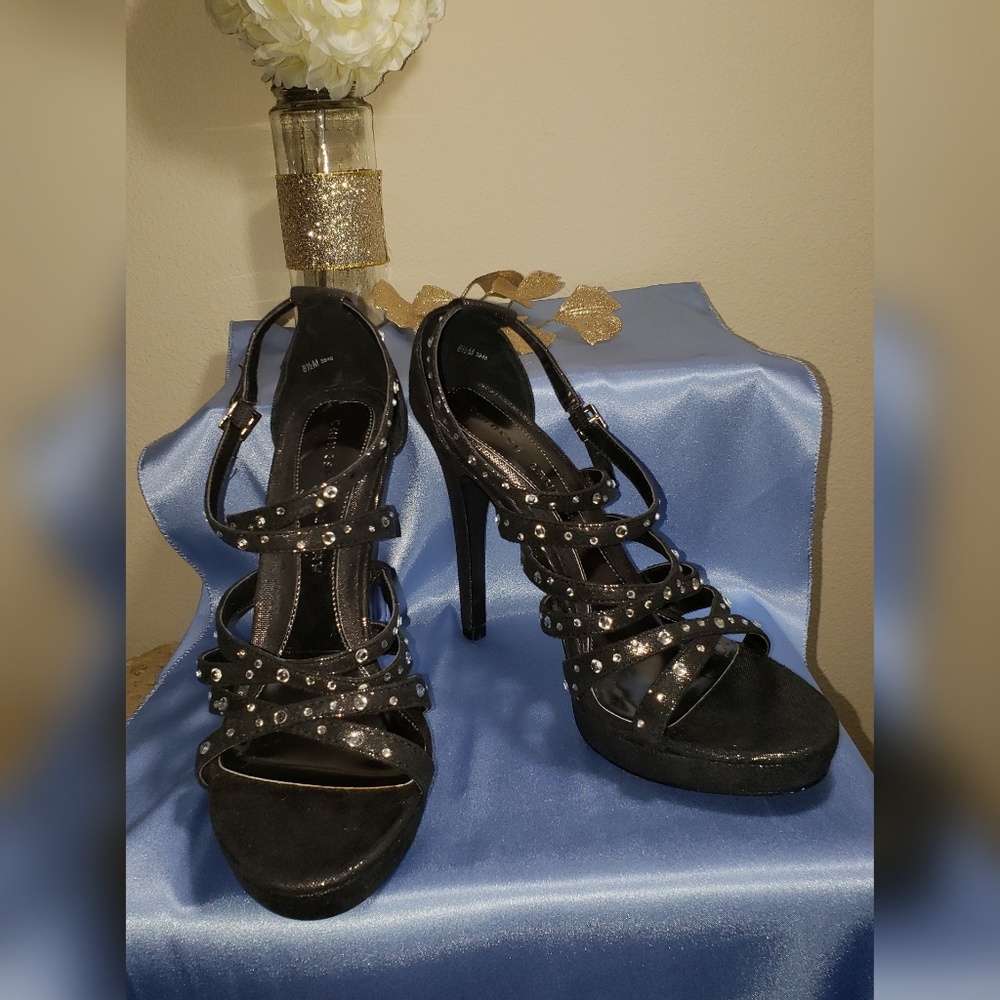 Chinese Laundry  | Black Strappy heels | 8.5
